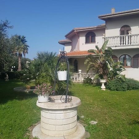 La Casa Delle Rose 1 Βίλα Giba Εξωτερικό φωτογραφία